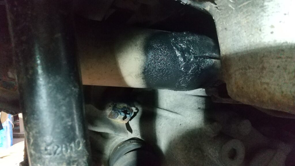 マフラー穴あき溶接